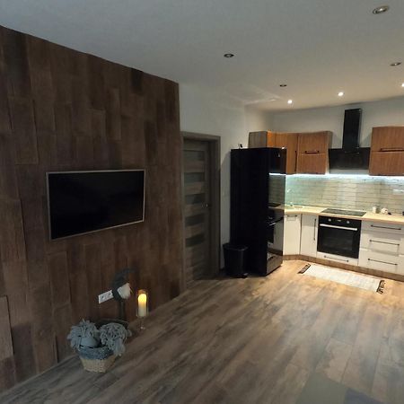 Apartman Rmntk Chopok Juh Horna Lehota Ngoại thất bức ảnh