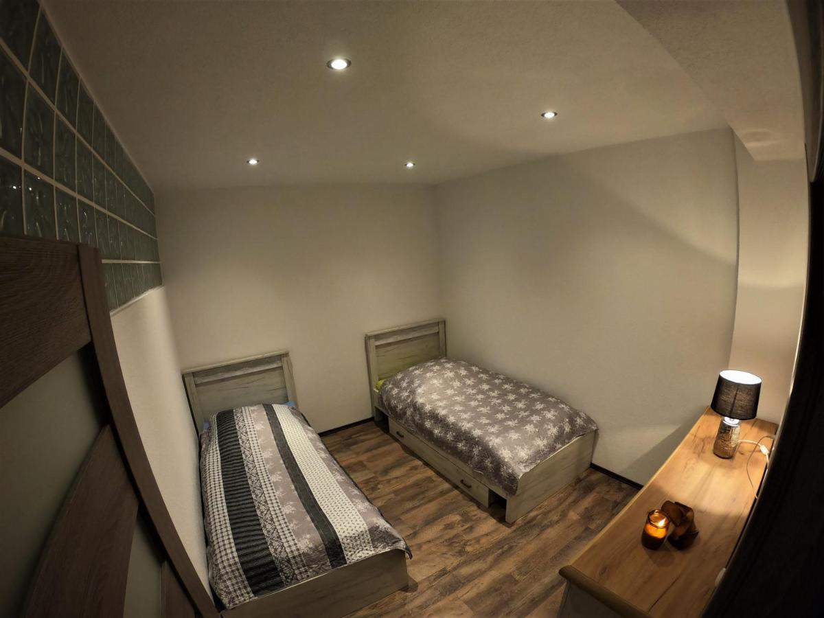 Apartman Rmntk Chopok Juh Horna Lehota Ngoại thất bức ảnh